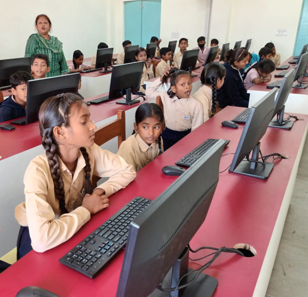 Empowering Gender Equality Through Technology: Bridging the Digital ...